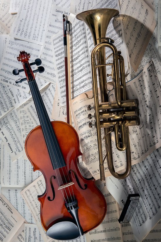 closeup-violin-trumpet-note-sheets-lights